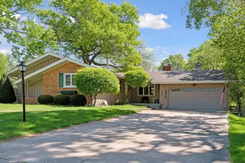 3916 Xylon Ave N, New Hope, MN 55427