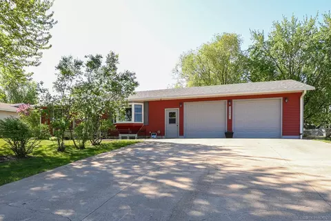 1268 Lokhorst St, Baldwin, WI 54002