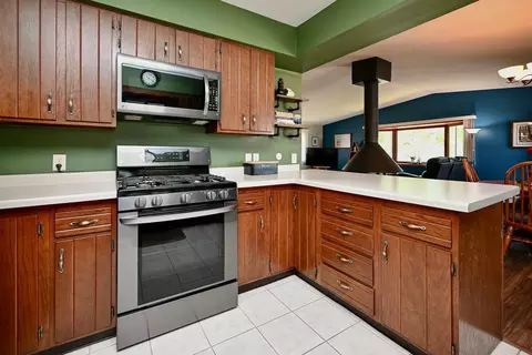 820 49th Ave, Goodview, MN 55987 photo 11