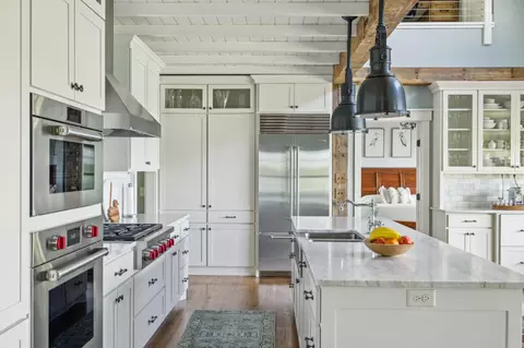 Kitchen - 6024 Ojibwa Rd, Brainerd, MN 56401 photo 1 of 8