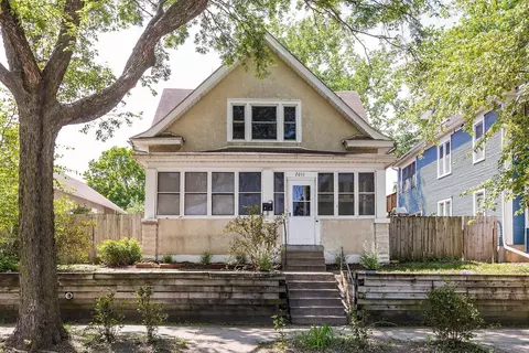 2011 3rd Ave N, Minneapolis, MN 55405