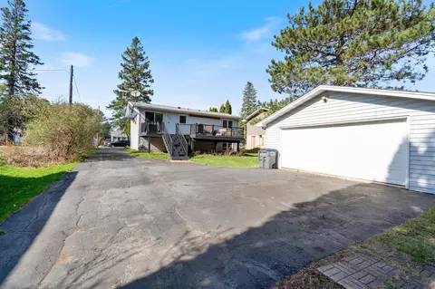 Exterior - 212 E Willow St, Duluth, MN 55811 photo 9 of 12