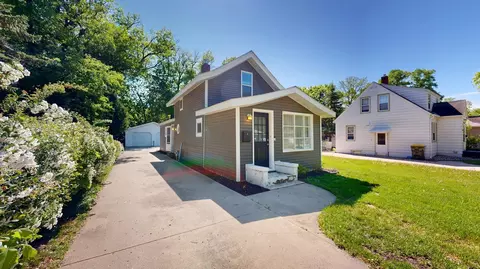 Exterior - 711 3rd St SE, Willmar, MN 56201 photo 2 of 11