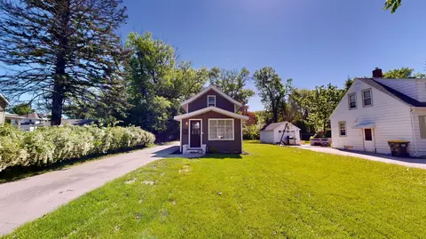 Exterior - 711 3rd St SE, Willmar, MN 56201 photo 10 of 11