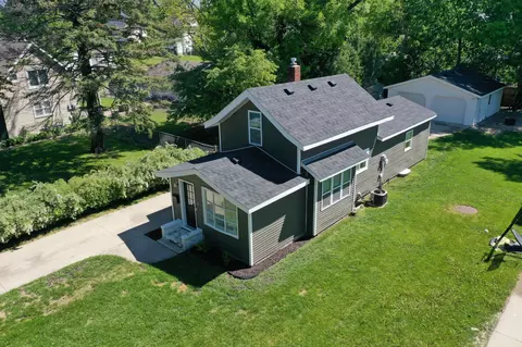 Exterior - 711 3rd St SE, Willmar, MN 56201 photo 6 of 11