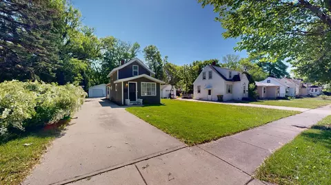 Exterior - 711 3rd St SE, Willmar, MN 56201 photo 8 of 11