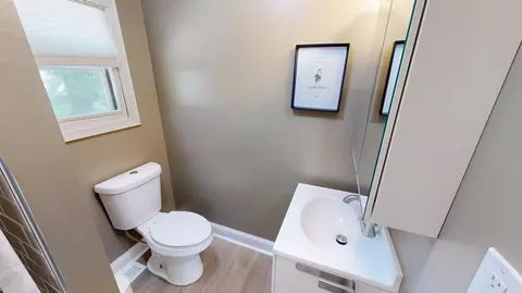 Bath - 711 3rd St SE, Willmar, MN 56201 photo 2 of 5