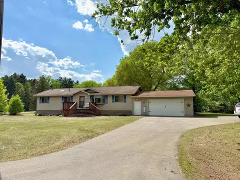 17693 Riverwood Dr, Little Falls, MN 56345