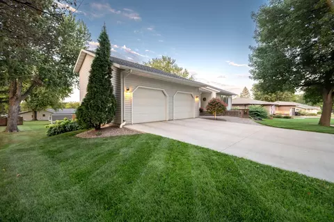 Exterior - 791 Highland Rd, Windom, MN 56101 photo 12 of 12