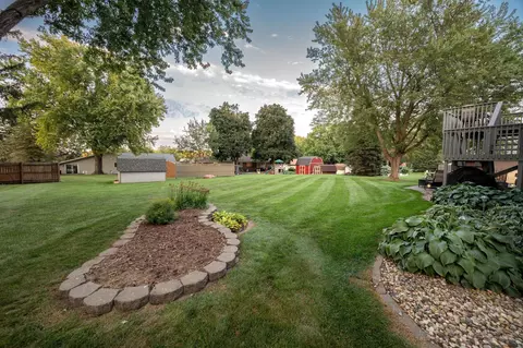 Exterior - 791 Highland Rd, Windom, MN 56101 photo 11 of 12