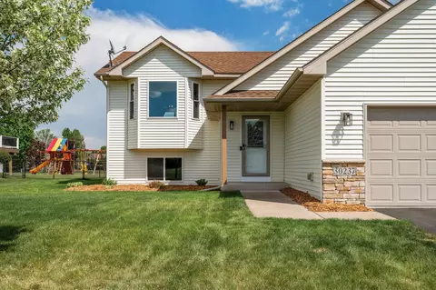 30237 Fox Run Rd, Stacy, MN 55079 photo 2