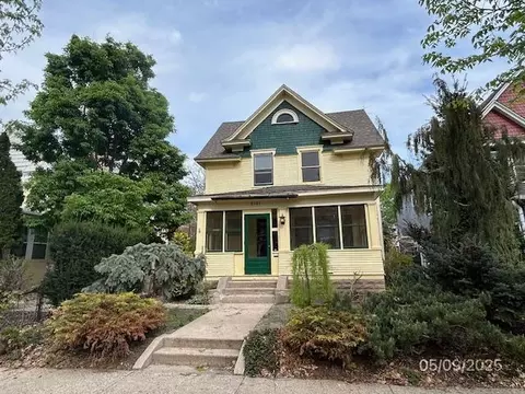 3121 Harriet Ave, Minneapolis, MN 55408