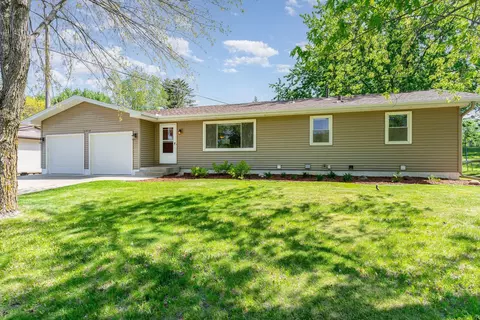 16510 Gannon Ave W, Rosemount, MN 55068