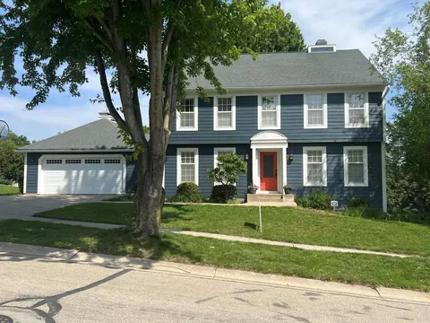 1905 11th St SW, Rochester, MN 55902