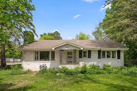 3801 Vandan Rd, Minnetonka, MN 55345