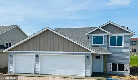1691 Park View Ln NE, Sauk Rapids, MN 56379