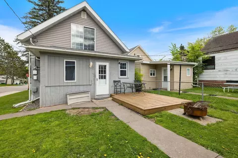 301 3rd St, Nashwauk, MN 55769