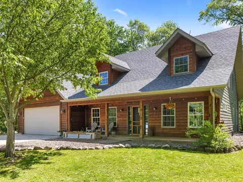 4060 Bunker Lake Blvd NE, Ham Lake, MN 55304