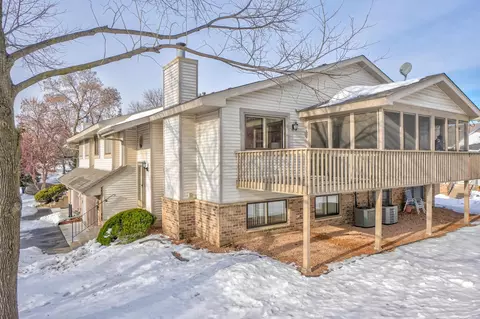 4316 Clemson Cir #B, Eagan, MN 55122