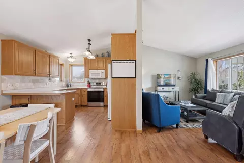 1607 Maple Ave, Buffalo, MN 55313 photo 8