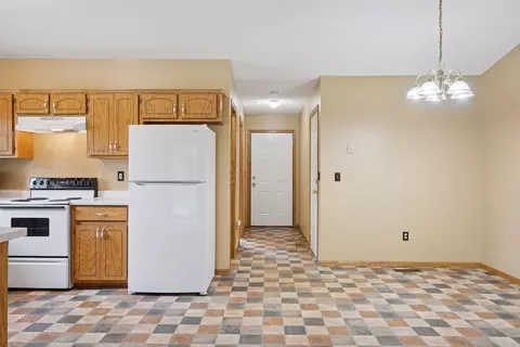 Entry Way - 511 Wright St, Monticello, MN 55362 photo 1 of 3