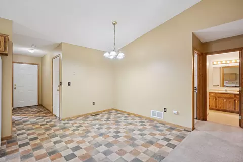 Entry Way - 511 Wright St, Monticello, MN 55362 photo 3 of 3