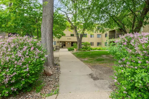 4101 Parklawn Ave #101, Edina, MN 55435
