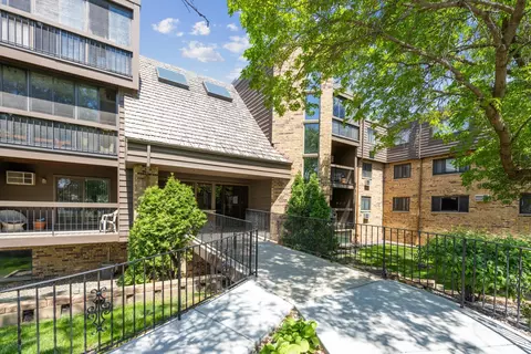999 41st Ave NE #110NE, Columbia Heights, MN 55421