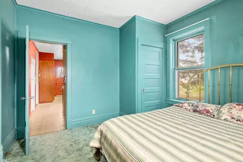 Bedroom - 4328 Oneida St, Duluth, MN 55804 photo 4 of 11