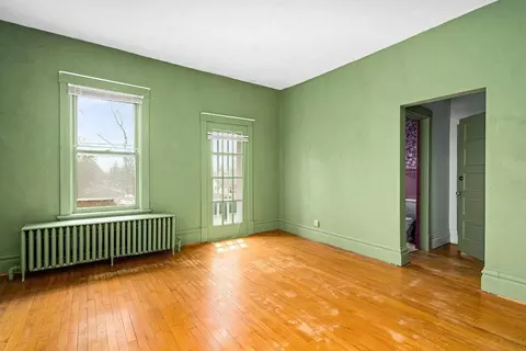 Bedroom - 4328 Oneida St, Duluth, MN 55804 photo 6 of 11