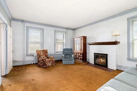 Living - 4328 Oneida St, Duluth, MN 55804 photo 2 of 2