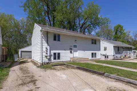1531 5th St NE, Rochester, MN 55906