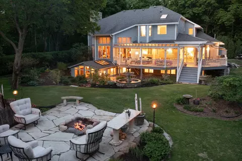 4950 Sleepy Hollow Rd, Greenwood, MN 55331