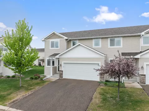 5123 Foxfield Dr NW, Rochester, MN 55901