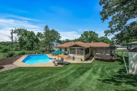 Exterior - 9030 Kell Cir, Bloomington, MN 55437 photo 13 of 13