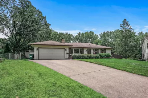 Exterior - 9030 Kell Cir, Bloomington, MN 55437 photo 3 of 13