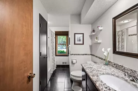 Bath - 9030 Kell Cir, Bloomington, MN 55437 photo 2 of 4