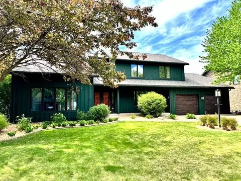 1108 Maple St, Alexandria, MN 56308