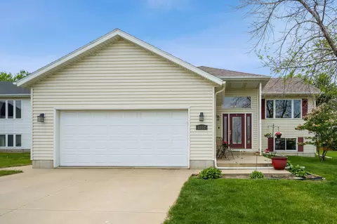 3137 Lake St NW, Rochester, MN 55901