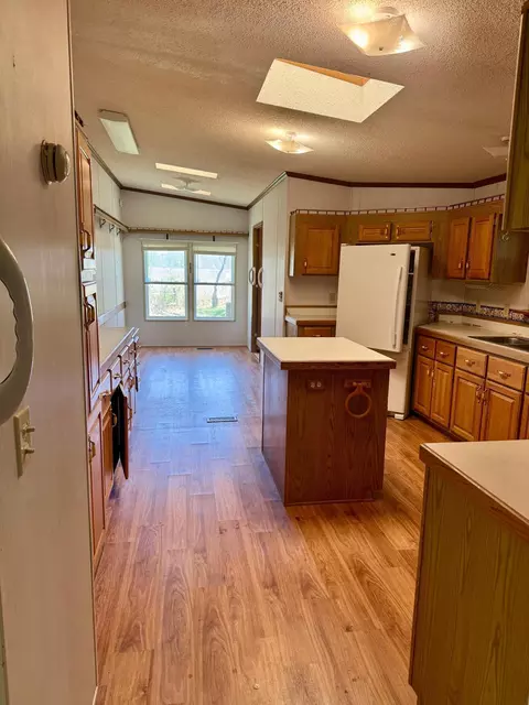 Kitchen - 33501 155th Ave SE, Mentor, MN 56736 photo 2 of 2