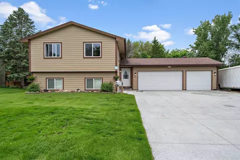 11469 Sumter Ave N, Champlin, MN 55316