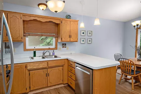 11469 Sumter Ave N, Champlin, MN 55316 photo 9