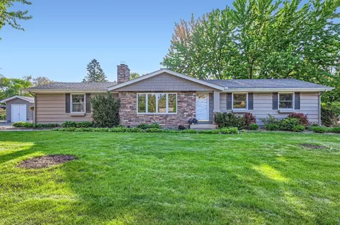 9720 Upton Rd, Bloomington, MN 55431