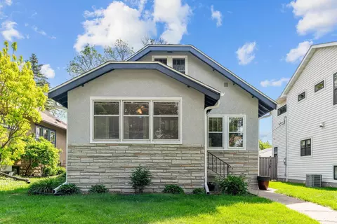 342 Warwick St, Saint Paul, MN 55105
