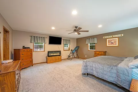 Bedroom - 114 N 3rd Ave E, Truman, MN 56088 photo 1 of 9