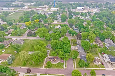View/Area - 114 N 3rd Ave E, Truman, MN 56088 photo 6 of 8