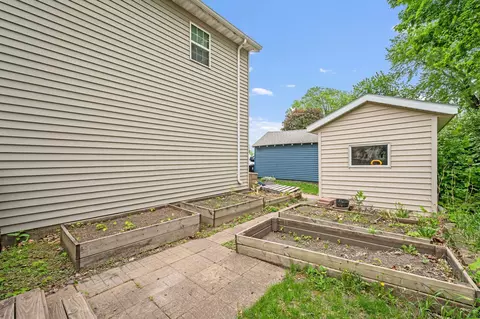 Exterior - 114 N 3rd Ave E, Truman, MN 56088 photo 4 of 9