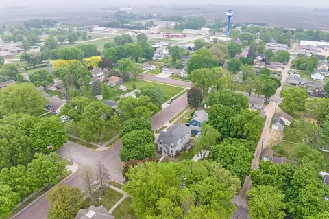 View/Area - 114 N 3rd Ave E, Truman, MN 56088 photo 4 of 8