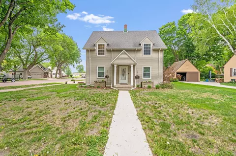 Exterior - 114 N 3rd Ave E, Truman, MN 56088 photo 1 of 9