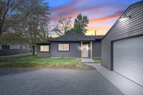 309 N Shore Dr, Forest Lake, MN 55025